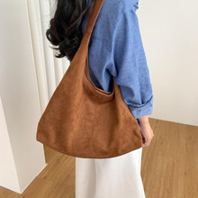 �¿�ͨ�ڴ������͹�Ůʿ��Ƥ�q�����ذ��μ��