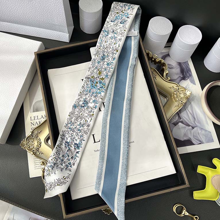 D versión alta 18 mm bufandas de seda cinta cinta delgada correa de pelo larga decoración pequeña bufandas animales de la selva H