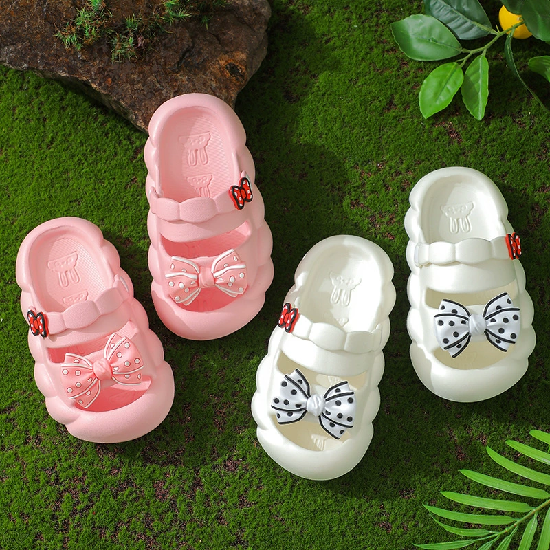 2023 летние новые детские тапочки из ЭВА, Мультяшные Нескользящие Детские Тапочки маленького и среднего размера с мягкой подошвой