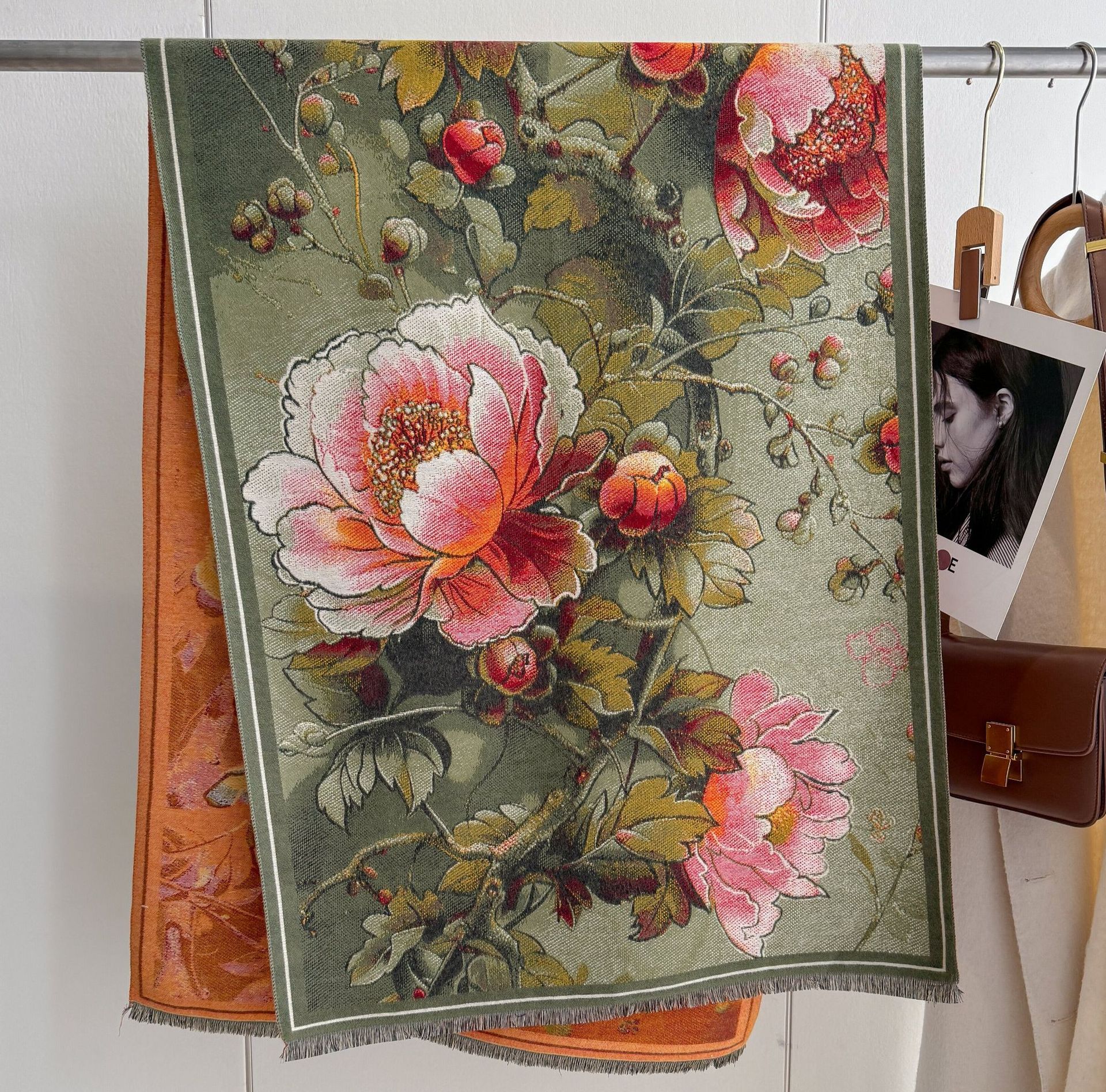 2024 serie de pintura al óleo retrógrada toallas largas mujeres versátiles literatura otoño invierno nuevo jacquard imitación de cashmere gruesa bufandas cálidas