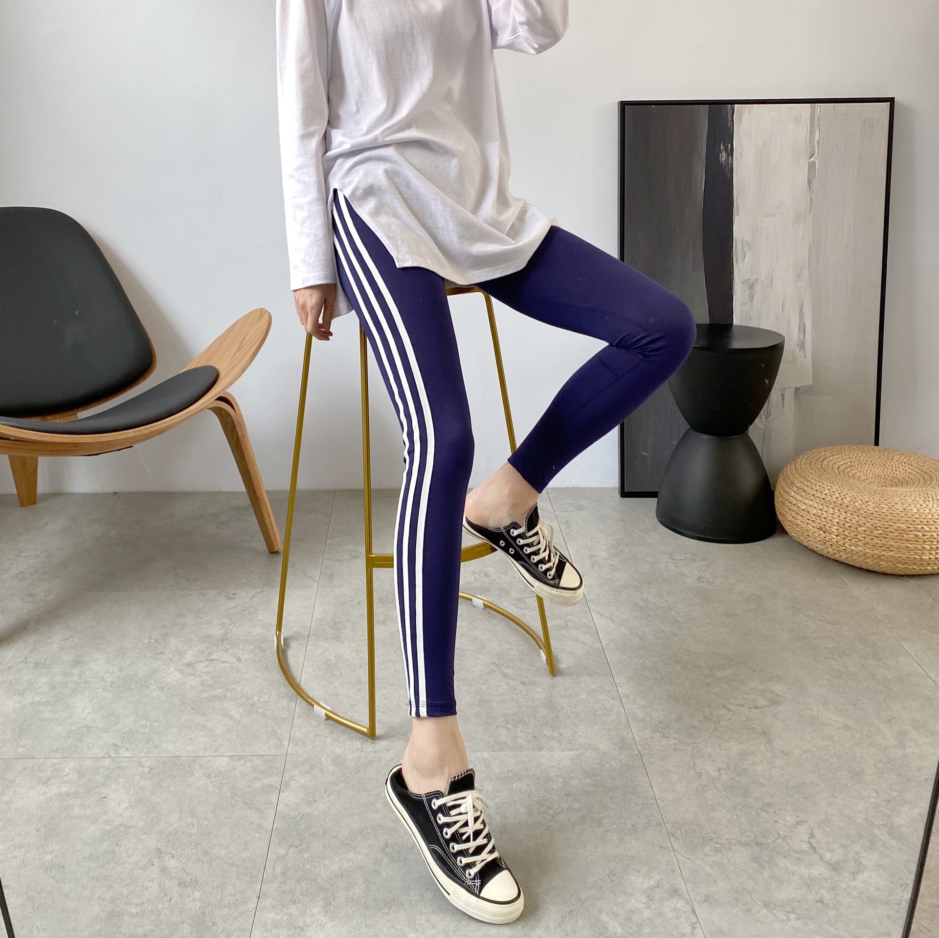 2022春夏新款女装韩版侧边条高腰弹力运动紧身裤束脚女外穿打底裤