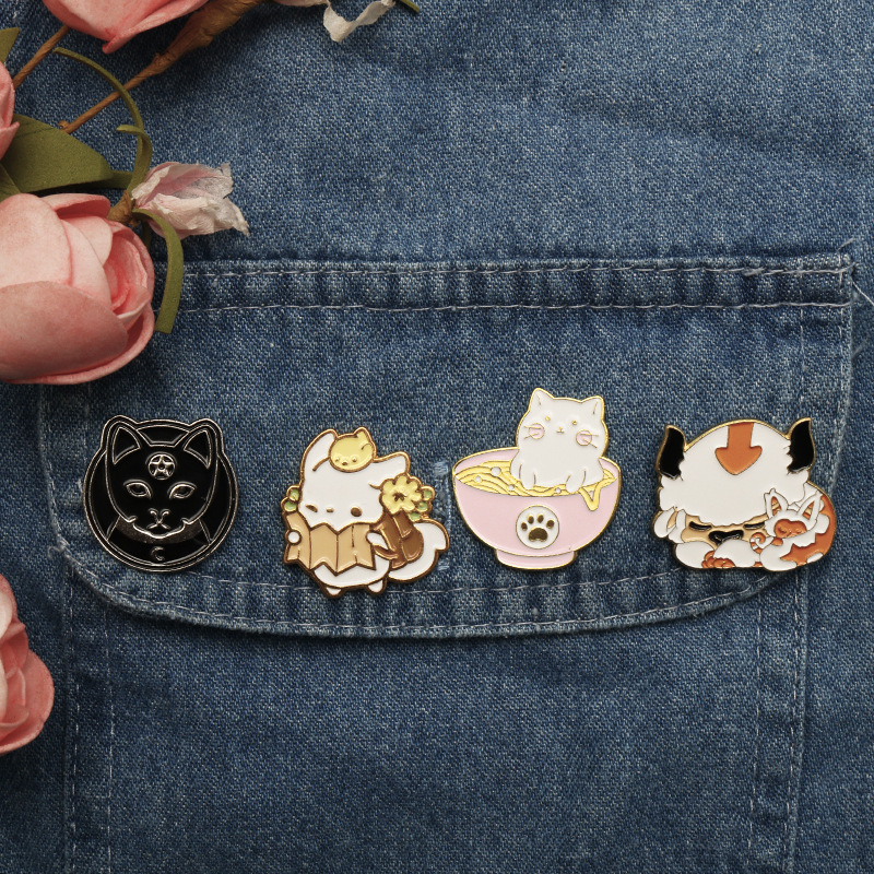 Cartoon Style Animal Alloy Plating Unisex Brooches display picture 2