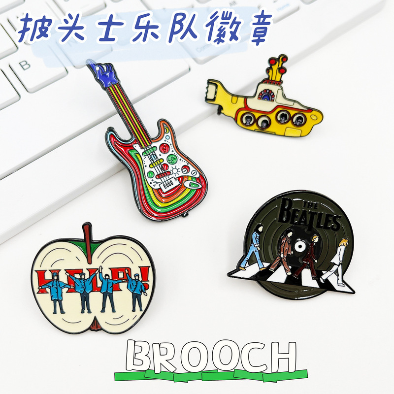 British Rock Band Emblem, the Beatles Personalized Metal Brooch, Versatile Bag Accessory, Nostalgic Small Gift British Rock Band Emblem, the Beatles Personalized Metal Brooch, Versatile Bag Accessory, Nostalgic Small Gift