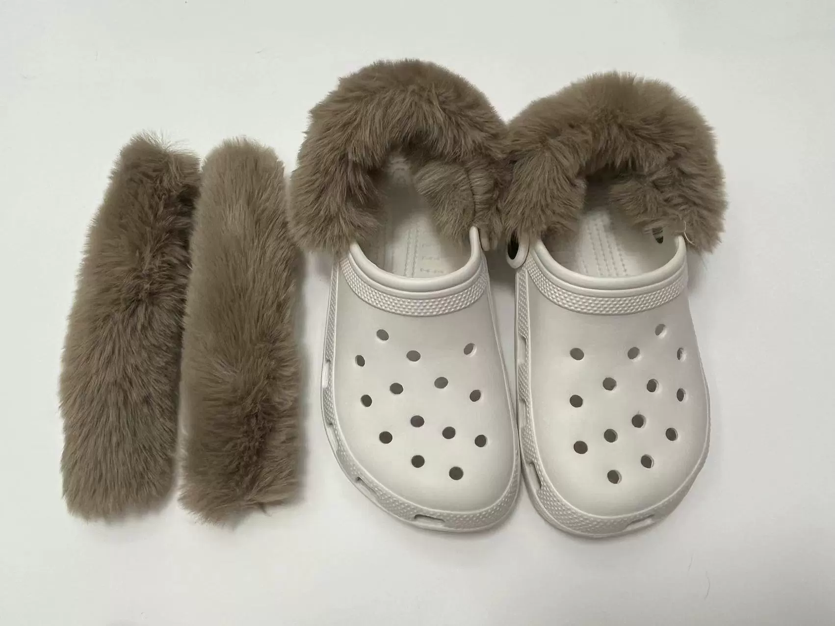 Тапочки в стиле Crocs, тёплая зима съемный подклад, для мужчин и женщин, для любимых