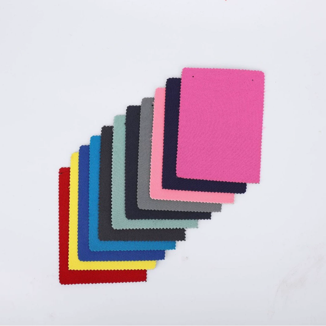 Гуандунский производитель изготавливает на заказ композитный материал из губчатой ткани SCR с 30% содержанием SCR для спецодежды для дайвинга, альпинизма и активного отдыха на природе.