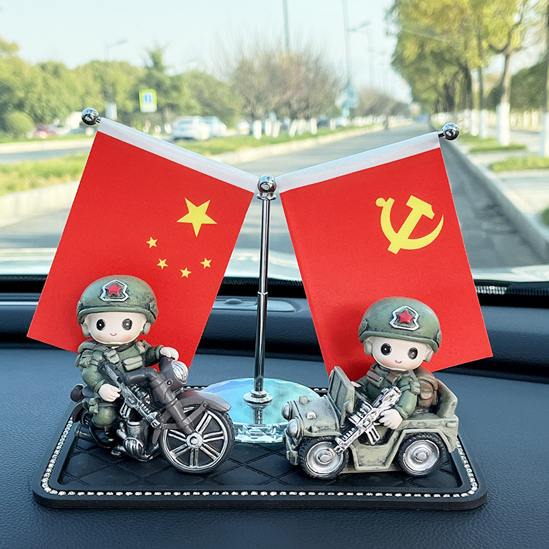 Motorcycle soldiers + jeep soldiers + red flags + square mat