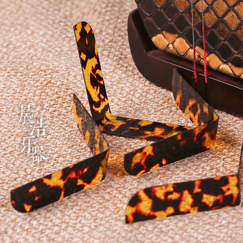 Erhu corner protector, imitation tortoiseshell protection, snakeskin surface, durable anti-wear corner patch, corner pad, musical instrument accessories