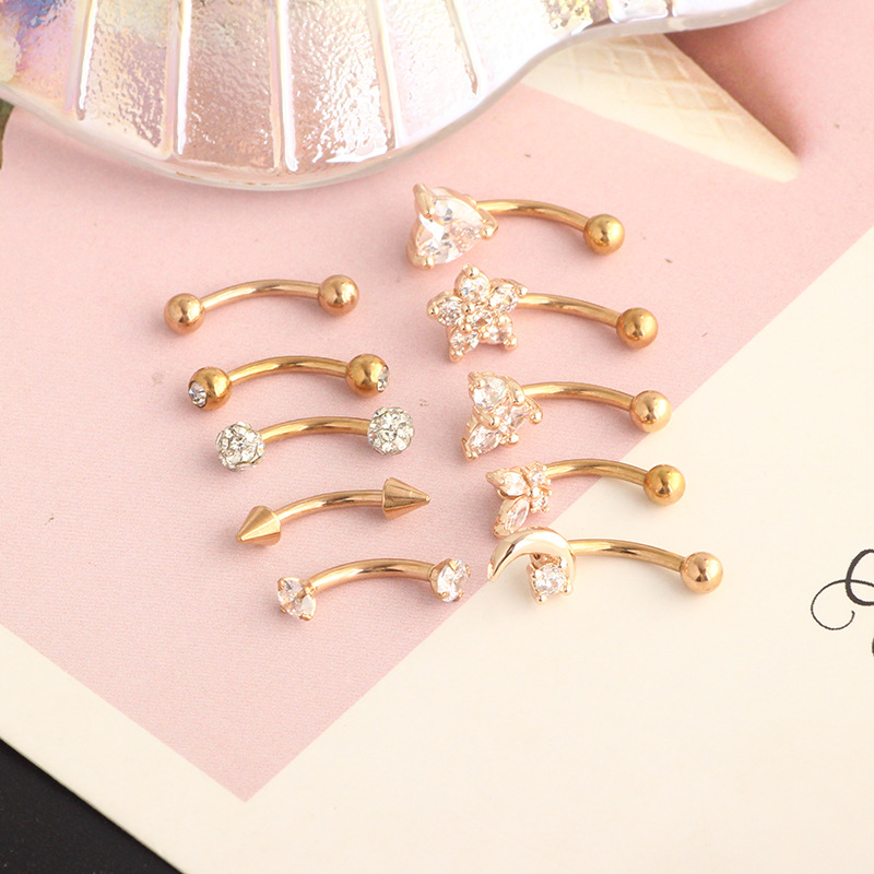 16G labret stud size and finish detail