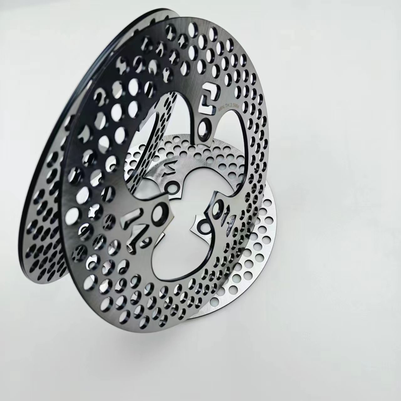 Xiaoniu Electric Vehicle Modified Front and Rear Disc Brake Fixed Disc Oversized Hole Oversized Aircraft Sound Quenched Forged Steel Laser Cutting