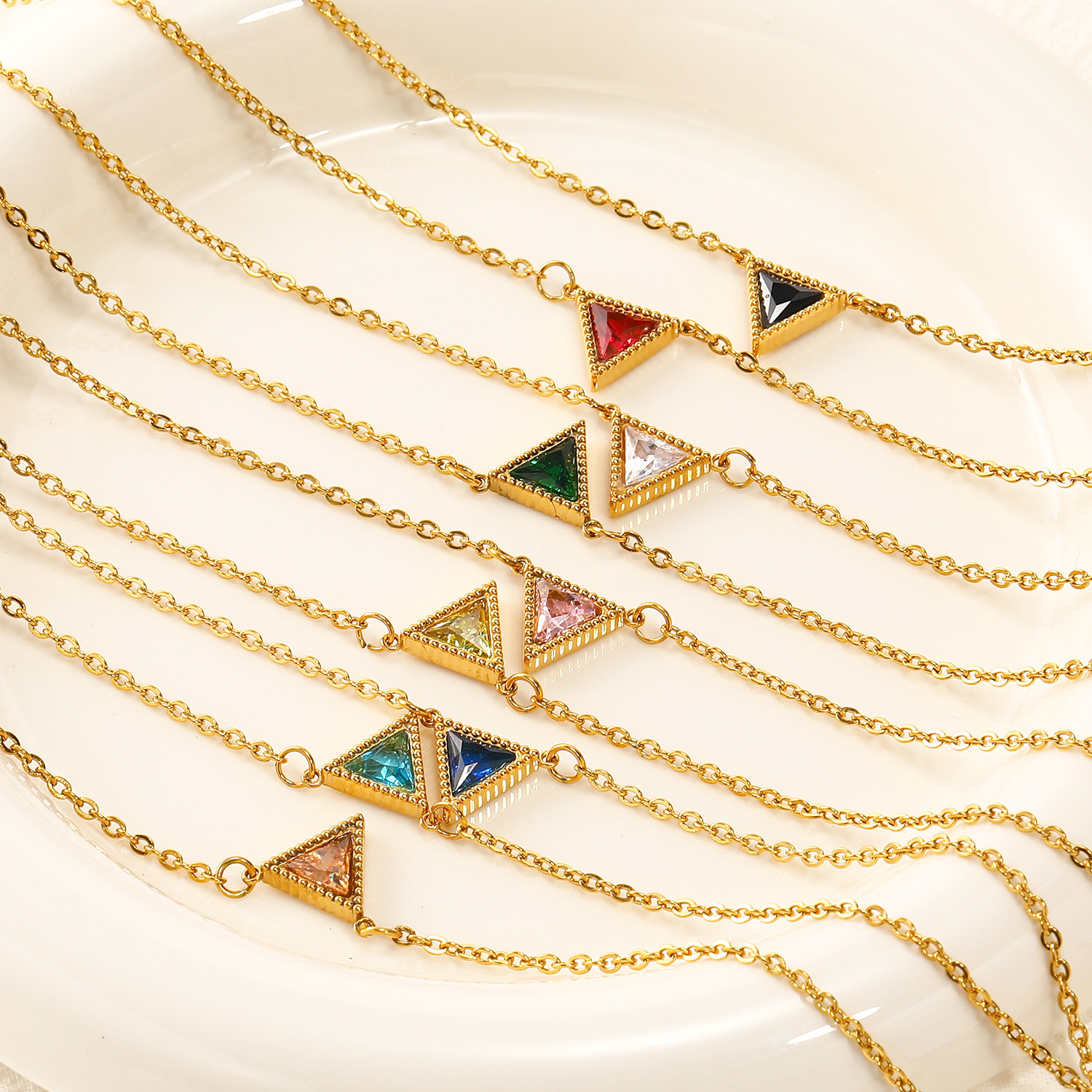 9g Weight Real Gold Plated Plating Material 304 Stainless Steel, Zircon Pendant Material Pendant Necklace Classification 304 Stainless Steel Chain Material 1 Piece Quantity Daily Occasion 304 Stainless Steel Material Triangle Pattern Women's Gender Simple Style Style Waterproof Non Tarnish Craft Real Gold Plated Triangle 304 Stainless Steel Simple Style Waterproof Non Tarnish 304 Stainless Steel Pendant Necklace 10