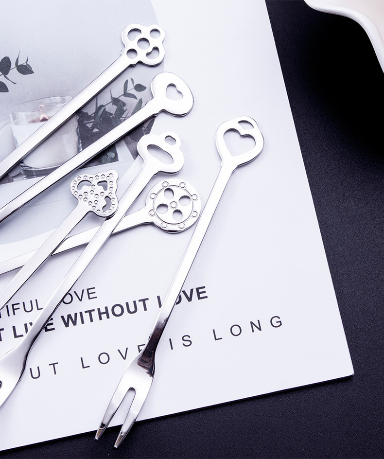 304不锈钢水果叉 创意甜品叉二齿水果签 礼品批发跨境供应 月饼叉详情图2