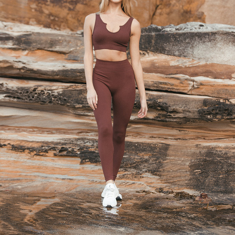 Pantalones de yoga sin costuras de color sólido estilo explosivo, ropa de yoga al aire libre para correr tridimensional ajustada, pantalones casuales de abdomen y levantamiento de cadera, mujeres