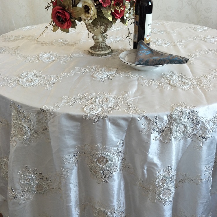 Cross -border direct supply of ready -made 132 -inch round floral…