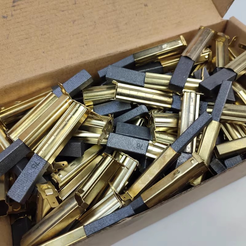 白云洁霸碳刷吸尘吸水机马达电机碳刷BF856嘉美吸尘器BF857碳刷