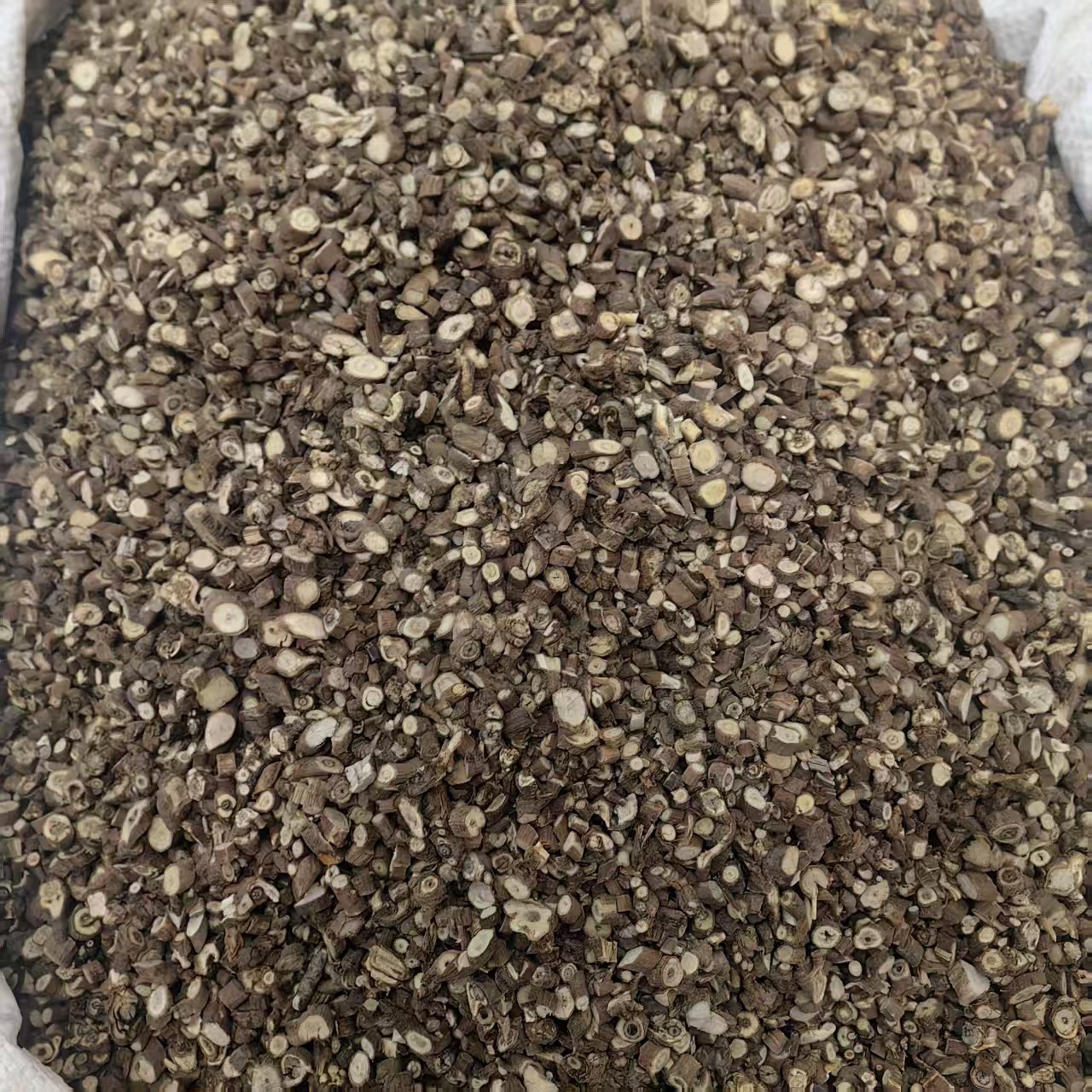 Chai Hu Bupleurum Root Powder 500g North Chaihu Traditional Herbal Powder for Decoction and Tea quality and texture