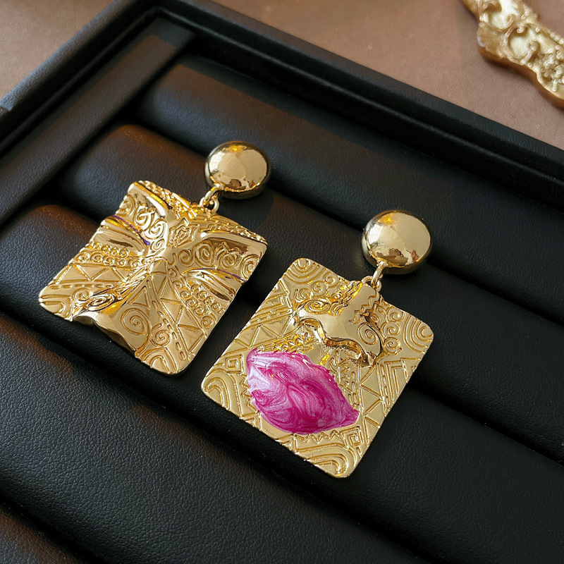 1 Pair Quantity Glam Retro Heart Shape Flower Alloy Plating Inlay Rhinestones Women's Drop Earrings