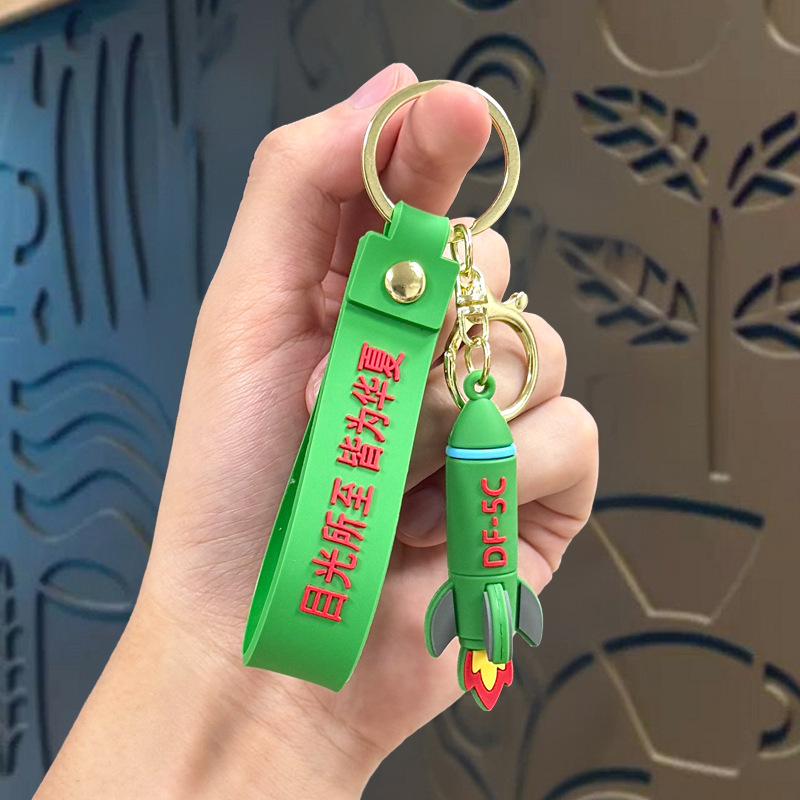 Llavero de dibujos animados de Sanrio con diseño de perro de orejas grandes, colgante, adorno de llavero de Kuromi, artículos pequeños, pequeño regalo