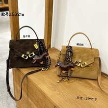 ��ɫĥɰƤ�P���Ů2025�¿��ϰ�ͨ��С����ٴ�μ�б��С���ذ�