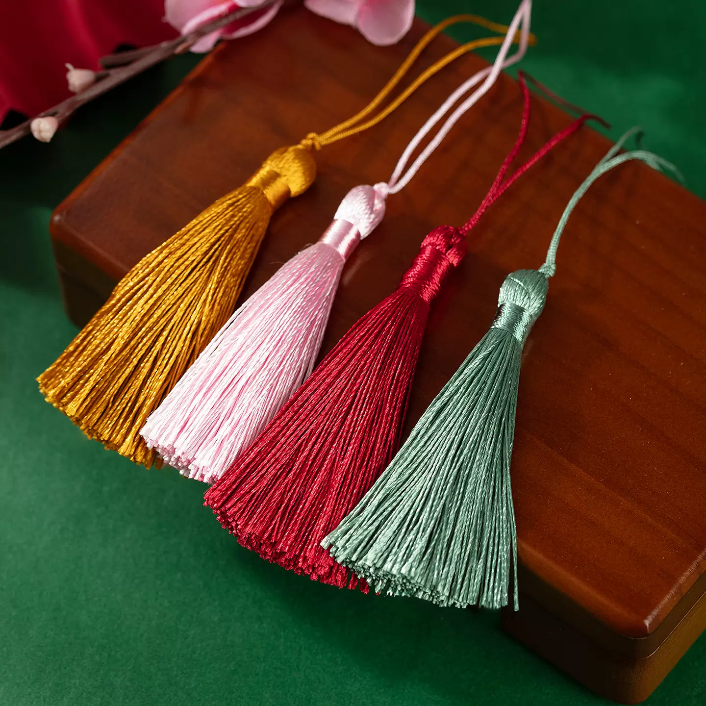 国风书签服饰吊穗配件饰品涤纶流苏穗子8cm短胖流苏垂直流苏批发