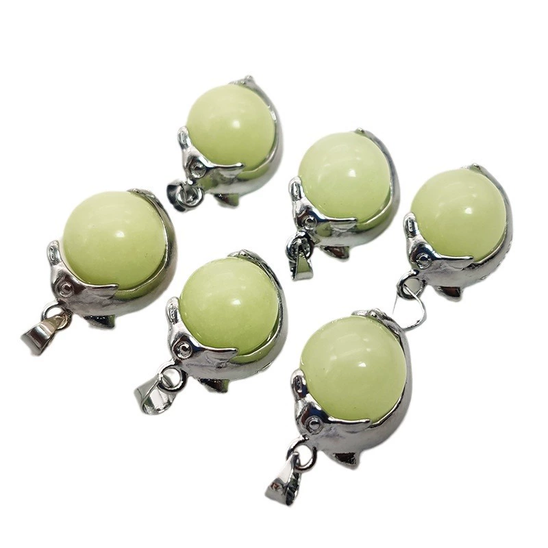 Pendant luminous dolphin beads, copper‑plated setting, 12 mm phosphorescent bead, lightweight