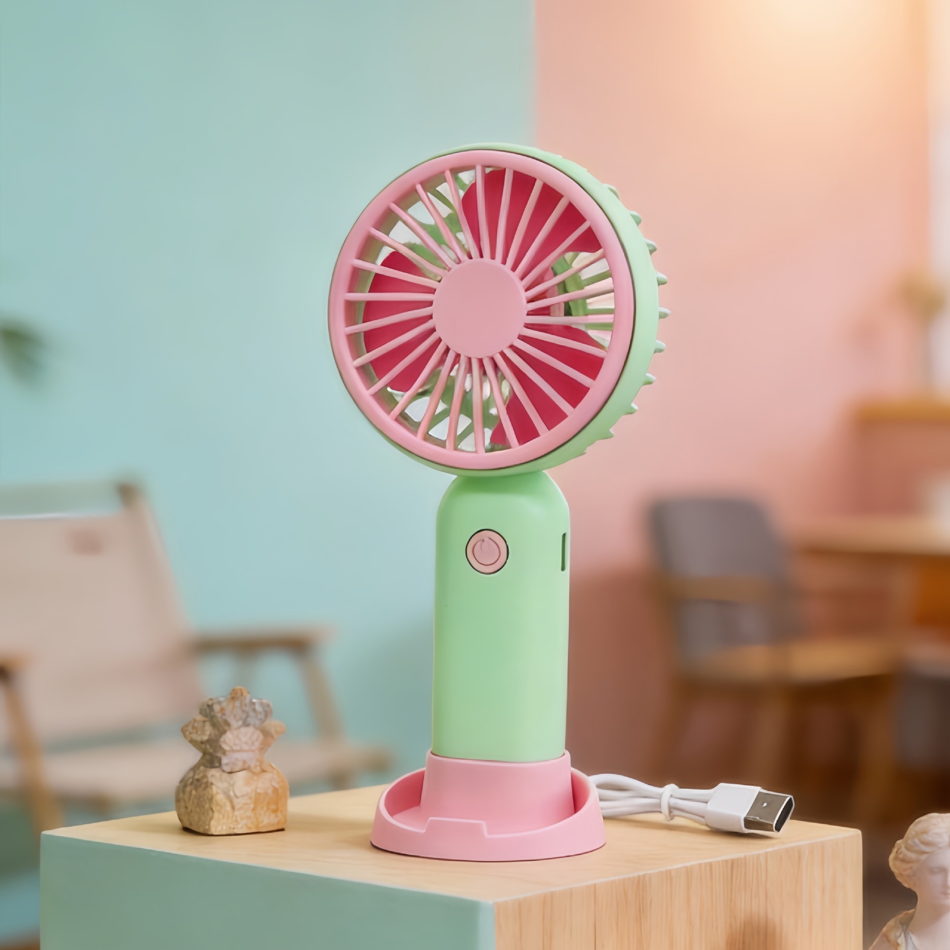 Ventilador de Mano Portátil Recargable de Plástico para Escritorio y Viajes