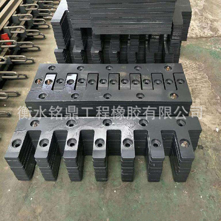 厂家销售  梳齿缝梳齿板式伸缩装置梳齿式伸缩缝桥梁伸缩缝