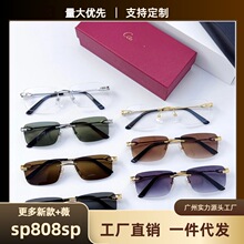�����¿�ŷ��ʱ�з����޿�����̫����Ů���Գ�����ɹī��CT0521O