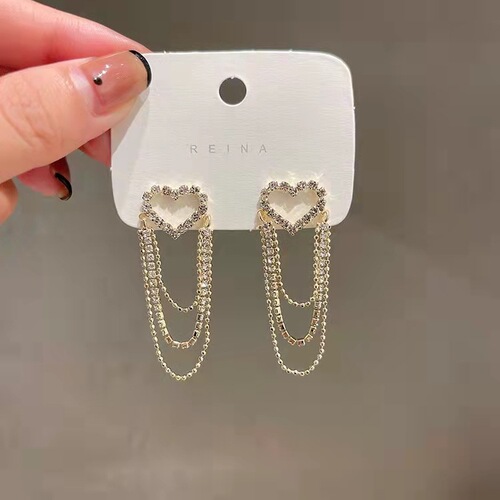 Hollow love super fairy earrings for women spring and summer new niche high-end earrings light luxury earrings tassel retro earrings