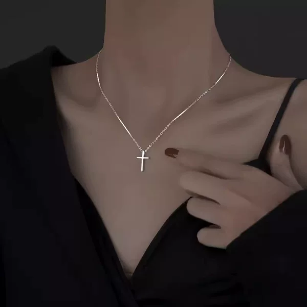 S925 Sterling Silver Cross Necklace for Men and Women, Trendy Fashion Niche Design Clavicle Chain, Accessible Luxury Silver Jewelry Wholesale