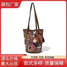 韩版原创可爱小狗印花通勤包休闲水桶包斜挎帆布包大学生通勤包女