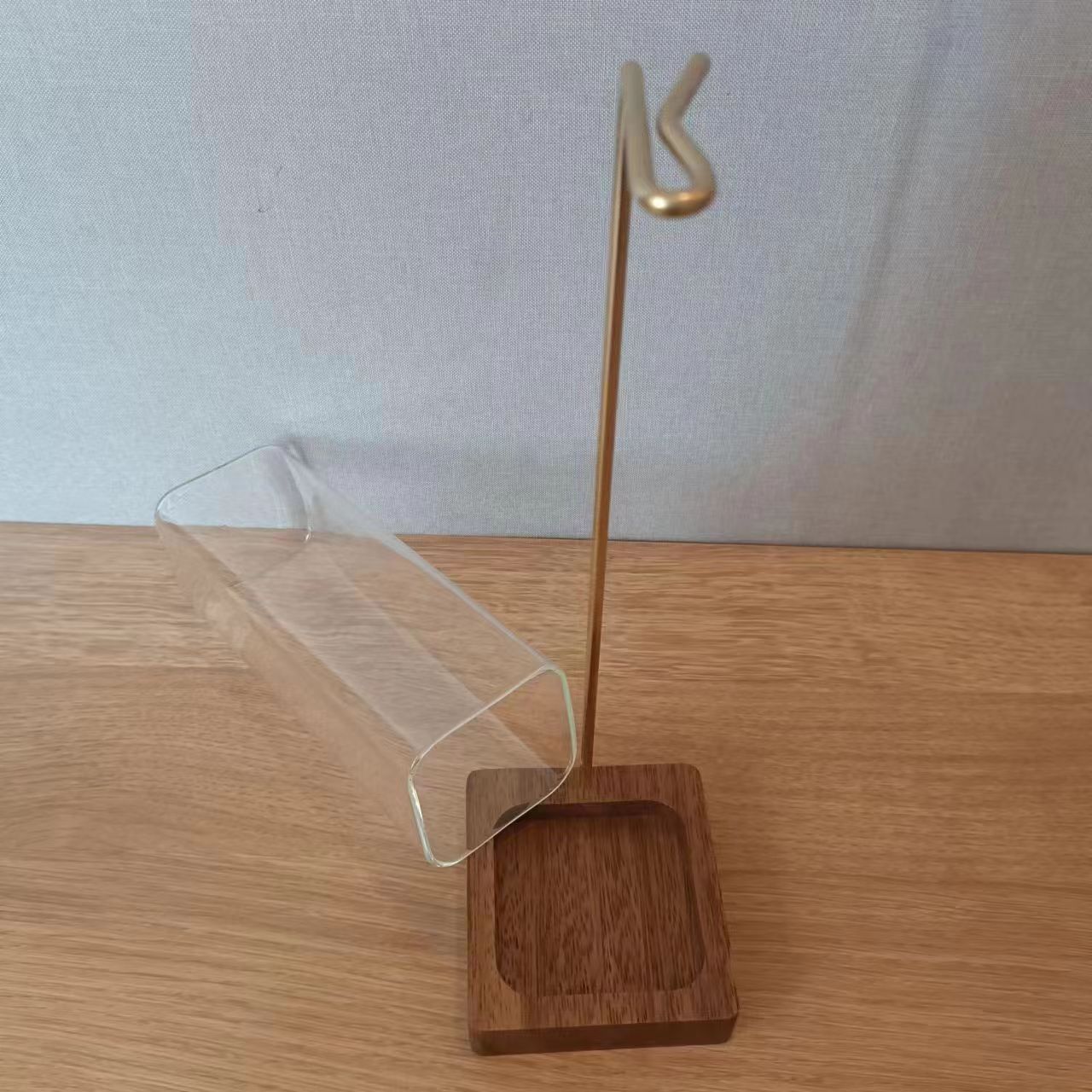 거꾸로 된 향(사각형 베이스 + 스탠드 + 유리)