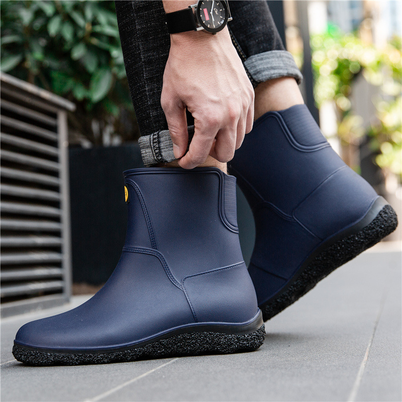 Moda Botas de lluvia de media pantorrilla para hombres al aire libre verano juvenil zapatos impermeables Meituan para llevar zapatos de goma Botas de lluvia de invierno de moda