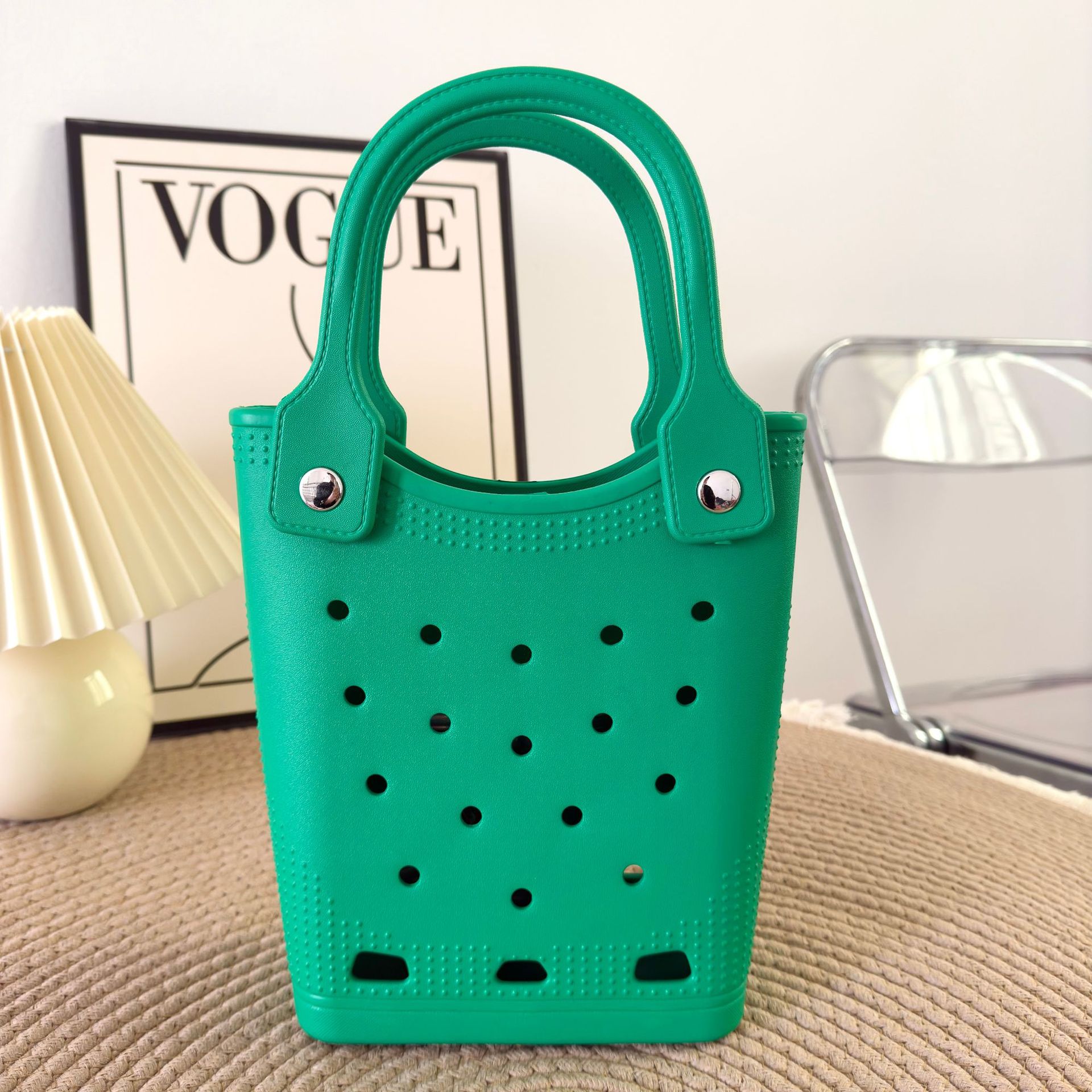 El nuevo bolso transfronterizo Eva Dongdong 100 se combina con el bolso decorado DIY dongdong, el bolso de dibujos animados, el nicho lleva el bolso de playa.