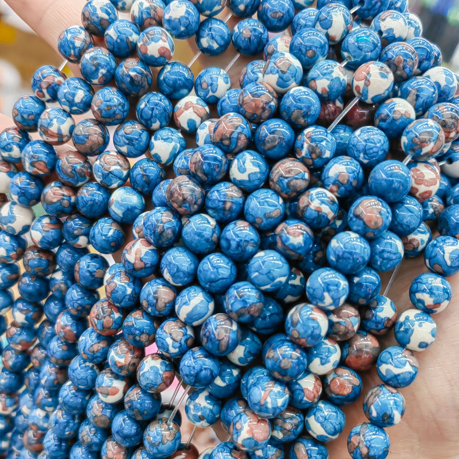 Café azul y blanco