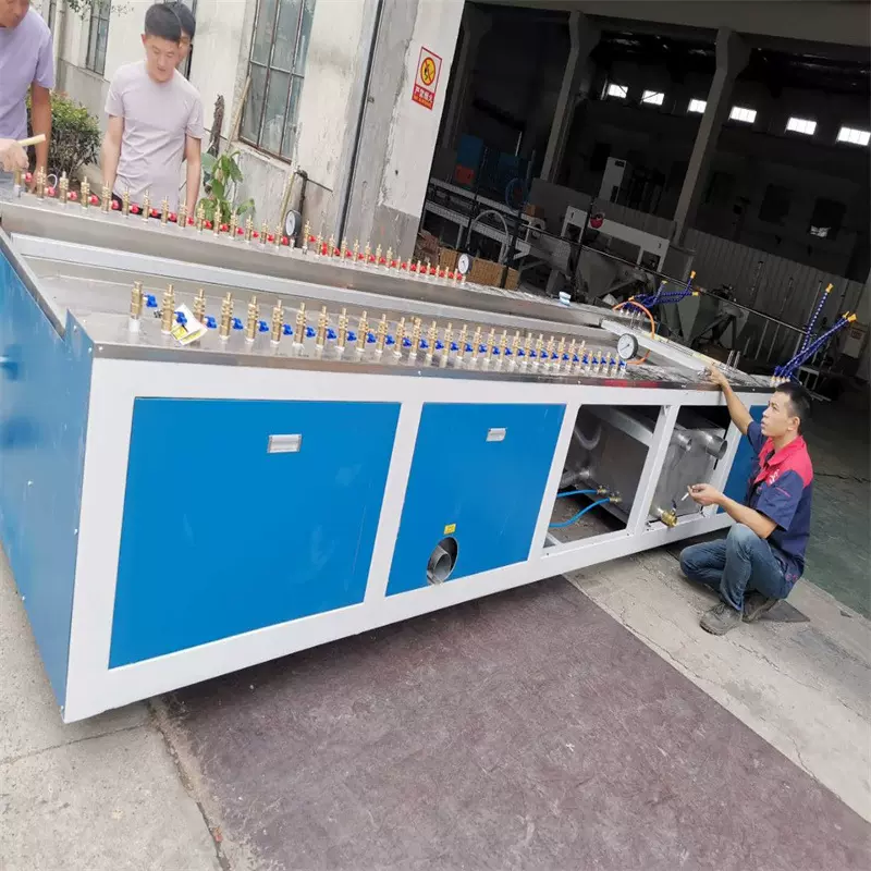 管材板材牵引机 小型全自动数控管材牵引机 PVC塑料管材牵引设备