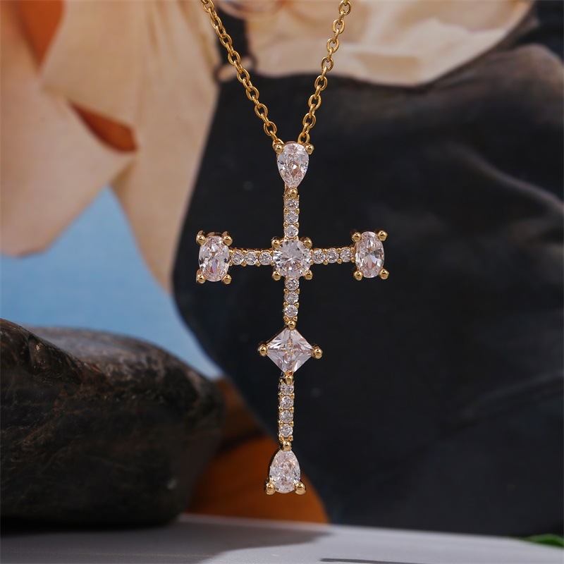 Retro Copper Inlaid Zirconium Cross Necklace display picture 6