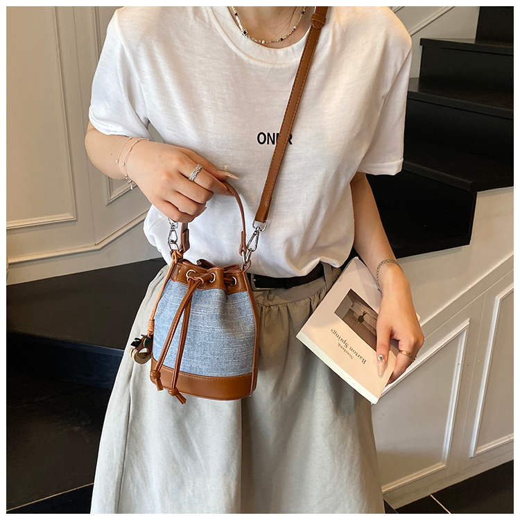 Spring and Summer fashion handbag for women, 2025 new style drawstring and stylish single-shoulder bag, Korean retro and trendy crossbody bucket bag undefined