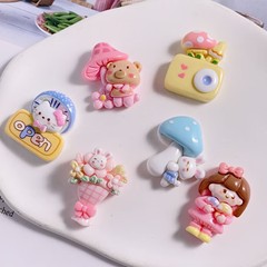 明るい顔のキノコの女の子のカメラdiyクリームのヘアピンの携帯電話の携帯電話の電気自動車のコップは装飾の樹脂の部品を貼ります。