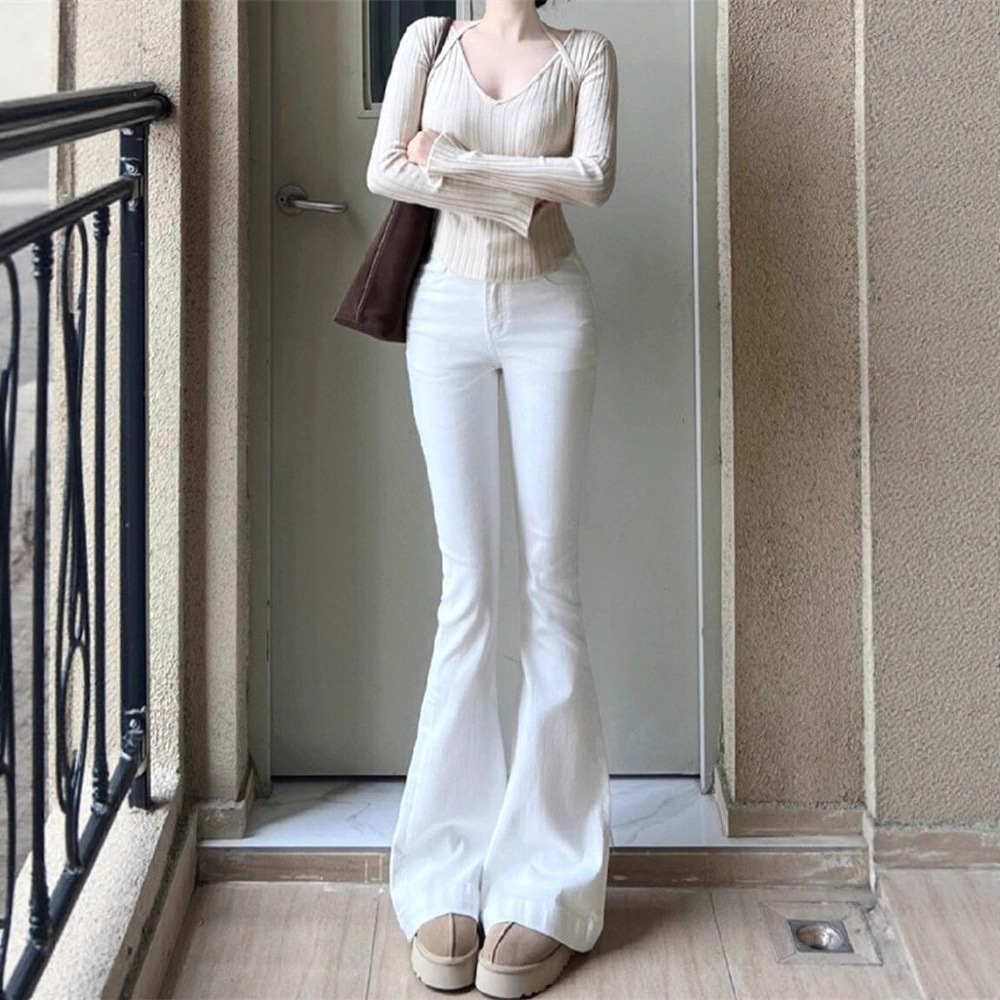 Petite Spicy Girl White Slim Fit Flared Jeans for Women 2025 Spring and Autumn New High-Waisted Slimming Bootcut Pants