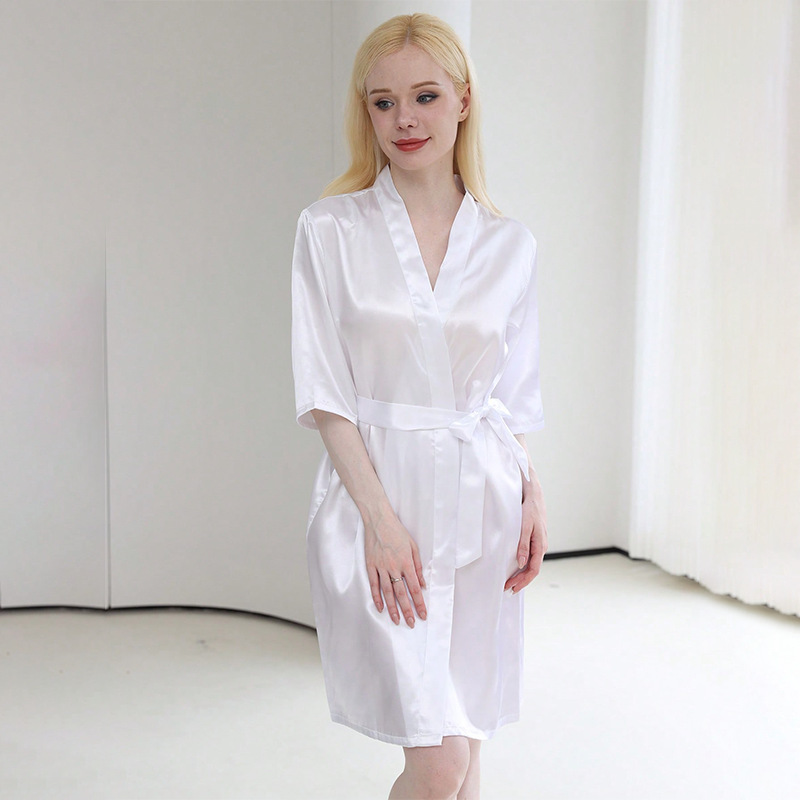 Women's Home Wear Robe, Wedding Makeup Bridesmaid Group Faux Silk Cardigan Bathrobe, Thin Casual Style That Can Be Worn Outside