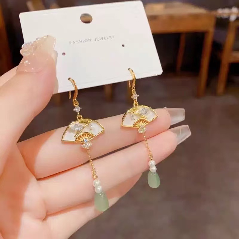 Oferta especial: Pendientes largos con borlas en forma de abanico, estilo chino, con pedrería, diseño exclusivo, accesorios de lujo ligero para las orejas, novedad de verano.