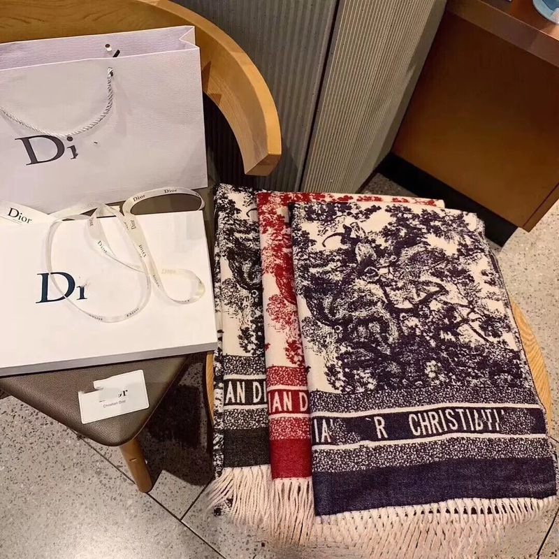 赵丽颖同款D家动物围巾女加厚保暖办公室流苏长款山水画披肩礼盒|undefined