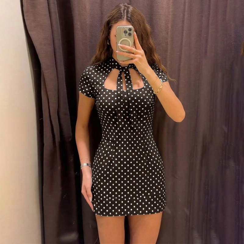 Women's 2026 Summer New Product Fashion Spice Girl Polka Dot Lace-up Slim Hip Wrap Dress_ecoleips.com