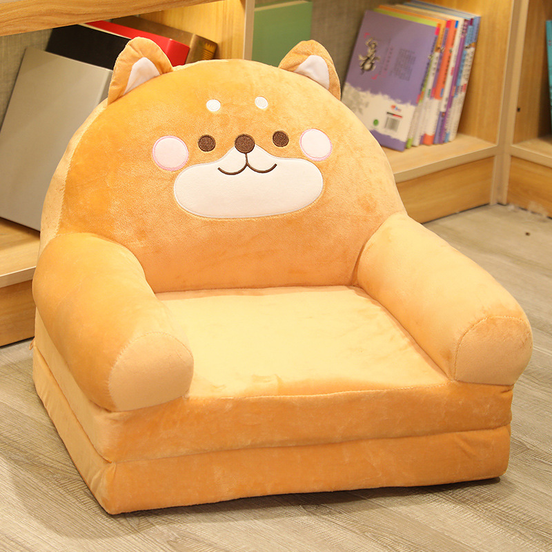座布団の子供の怠け者の小さいソファーは横になることができます。
