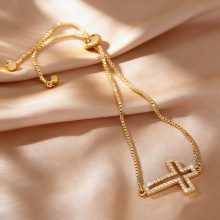 �羳�W�����N�����U���OӋ�ʯ�׺�ʮ�ּ������Ů���{���ٴ����