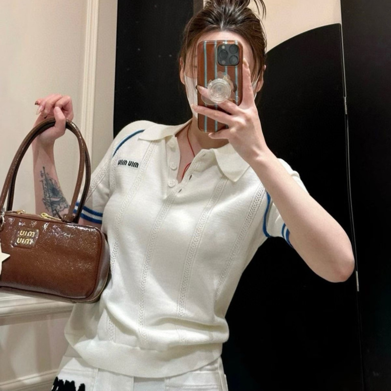 Correct Version 2026Blcg Moncler Mlb Miu Miu Miu Color-Block Embroidered Logo Knit Polo Short-Sleeve T-Shirt Correct Version 2026Blcg Moncler Mlb Miu Miu Miu Color-Block Embroidered Logo Knit Polo Short-Sleeve T-Shirt