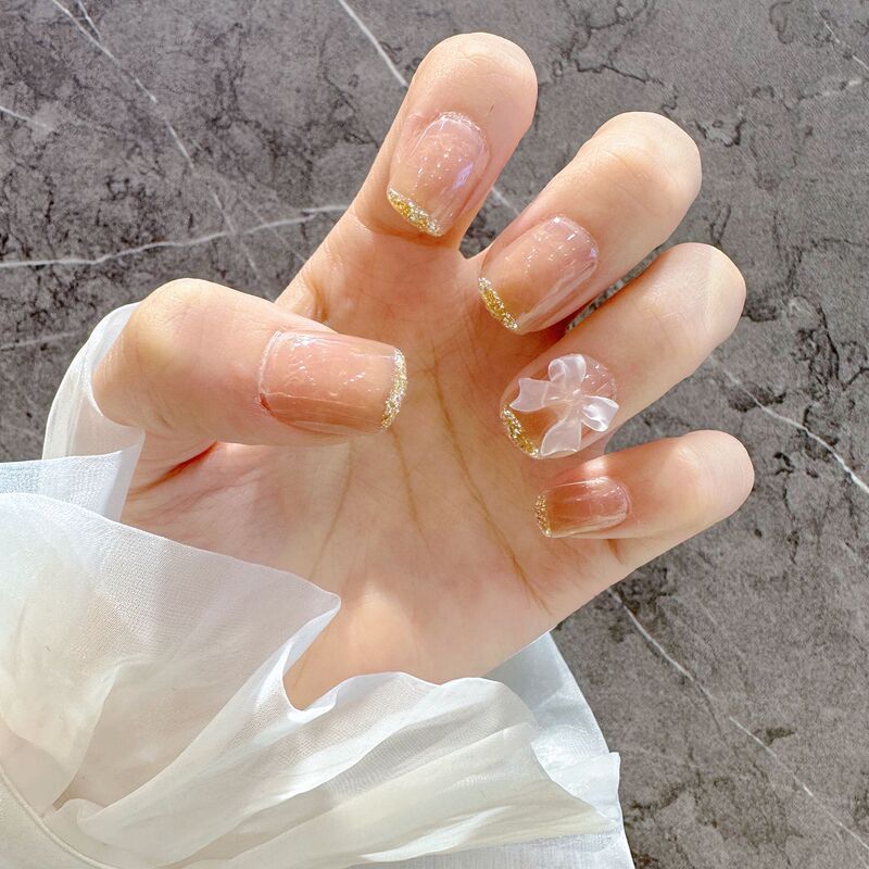 Short French Edge Bow Wearable Nails, Ice-Transparent Light-Changing Butterfly Style, Removable Nails, Removable Nail Polish
