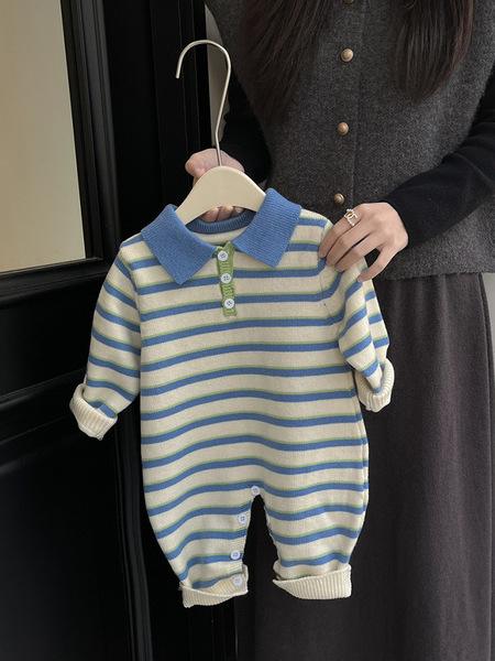 Children's knitted spring bodysuit