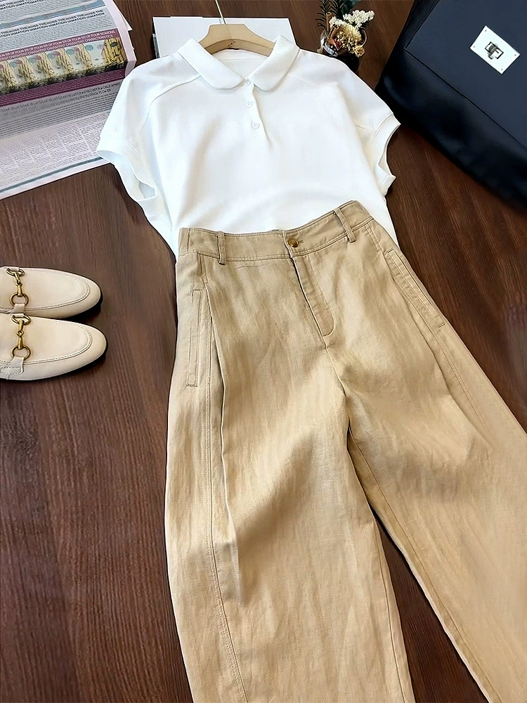 Летний комплект женской одежды: стильная и уменьшающая возраст рубашка с короткими рукавами с воротником-поло и повседневные брюки из льна Tencel, комплект из двух предметов.