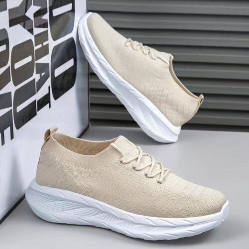 New autumn men's shoes, breathable mesh sports and casual shoes, all-matching platform, height-increasing running trend shoes, students 'shoes